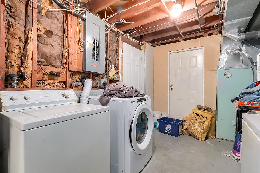 3712 Fir Street Burnaby, BC - 27