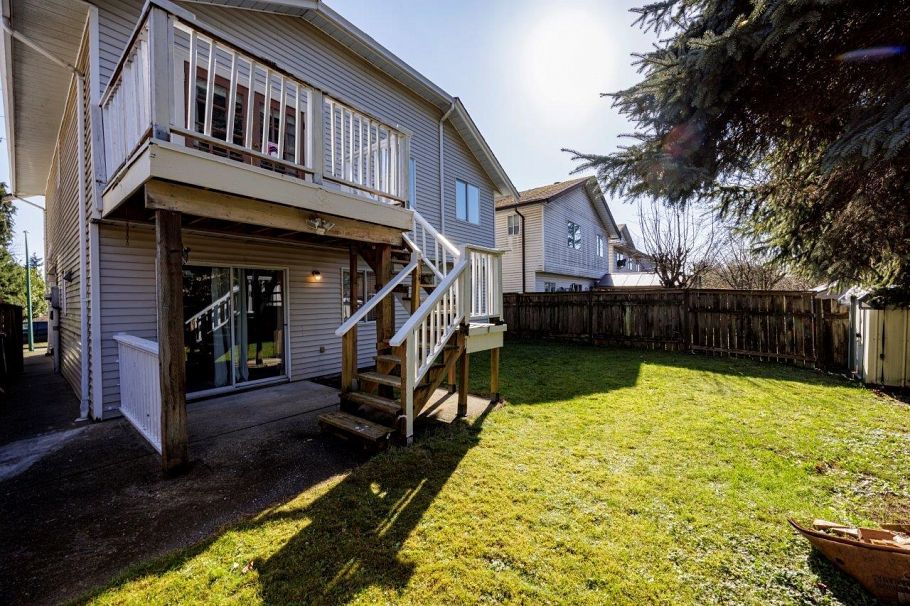 475 Orwell Street North Vancouver, BC - 32
