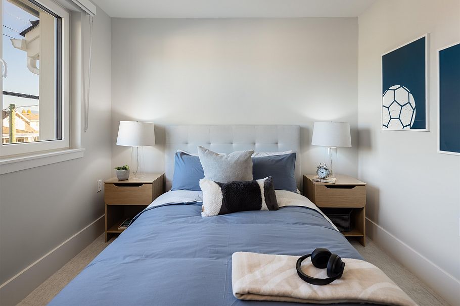 1341 E 21st Avenue Vancouver, BC - 18