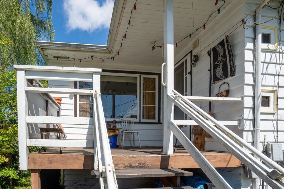 2396 W 18th Avenue Vancouver, BC - 26