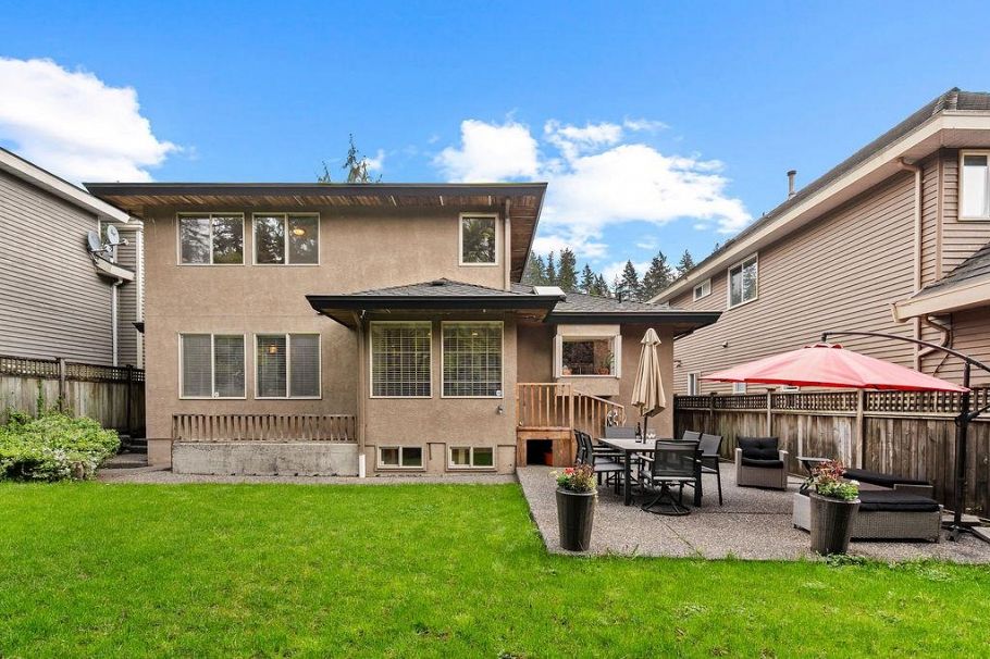 1659 Orkney Place North Vancouver, BC - 35