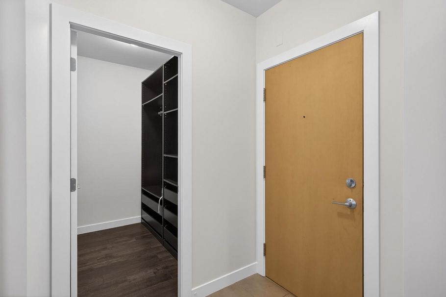 501 2321 Scotia Street Vancouver, BC - 24