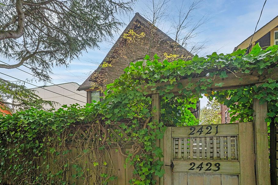 2421 Trafalgar Street Vancouver, BC - 30