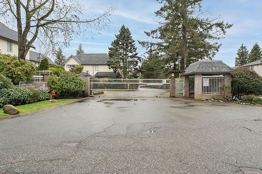 42 6511 Chambord Place Vancouver, BC - 33
