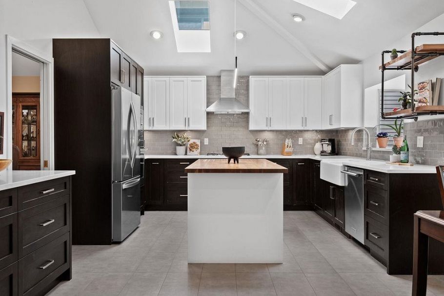 1659 Orkney Place North Vancouver, BC - 7