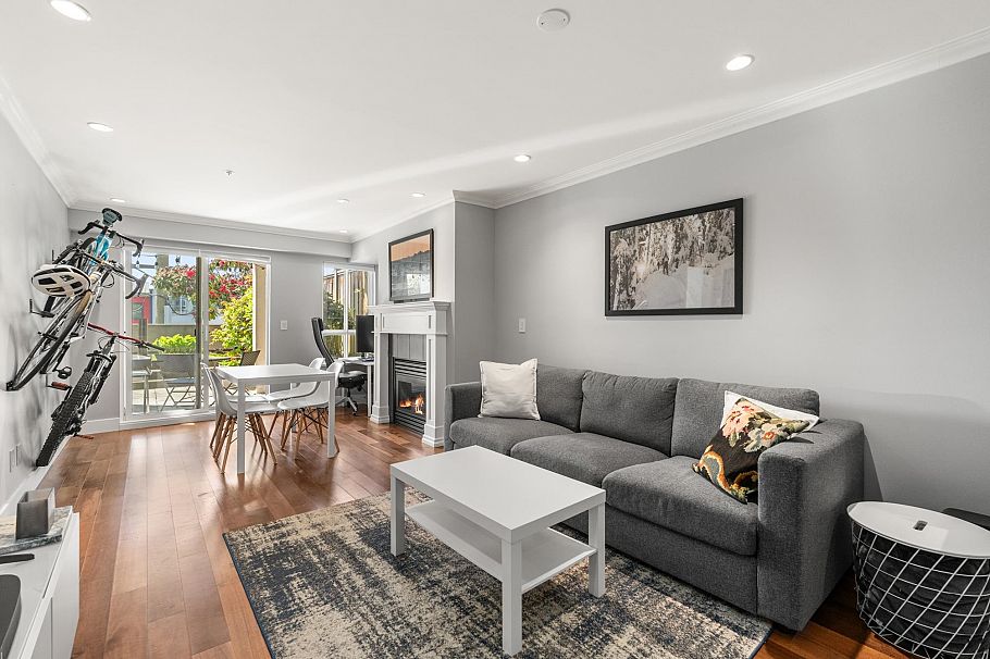 105 365 E 1st Street North Vancouver, BC - 7