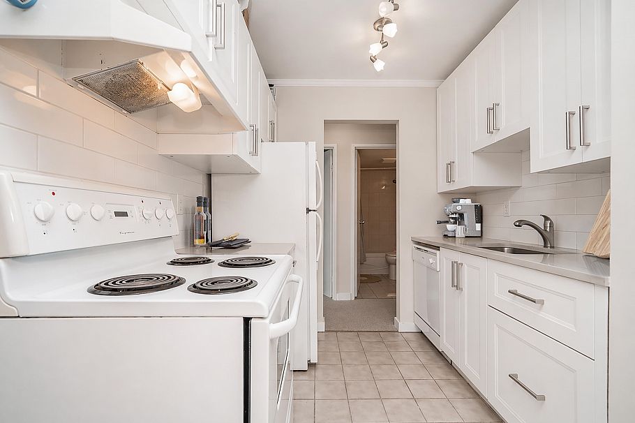 309 240 Mahon Avenue North Vancouver, BC - 5