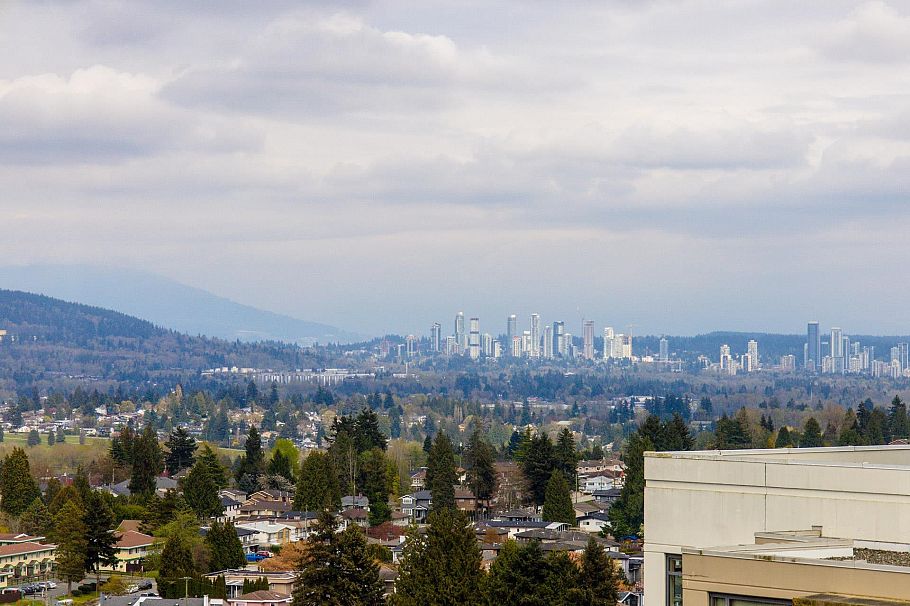 2502 5380 Oben Street Vancouver, BC - 17