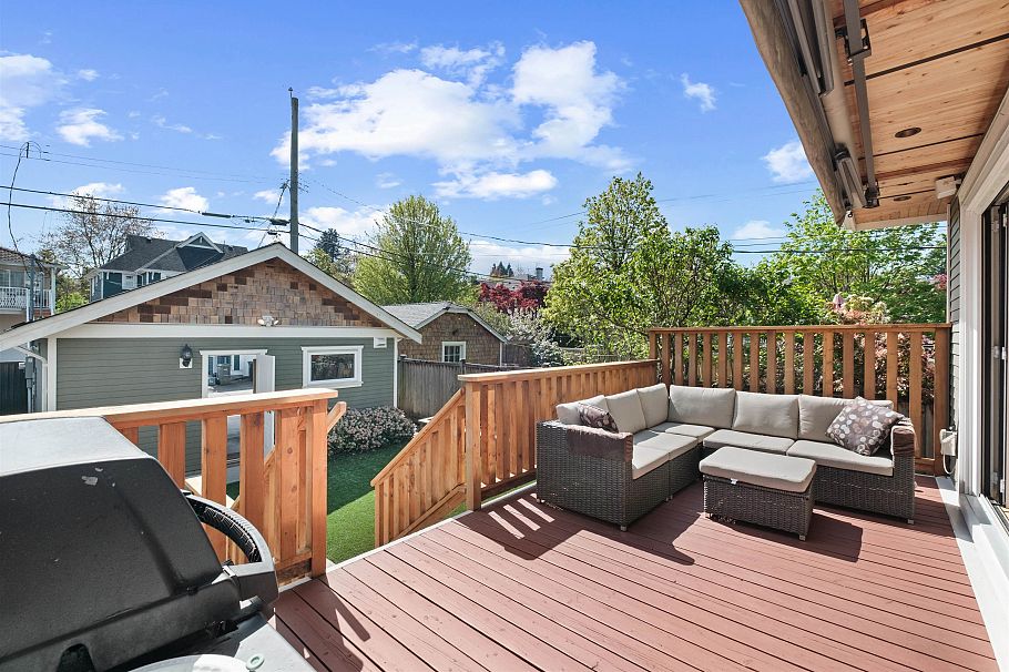 1008 E 14th Avenue Vancouver, BC - 12