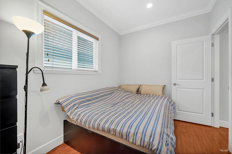 669 W 71st Avenue Vancouver, BC - 19