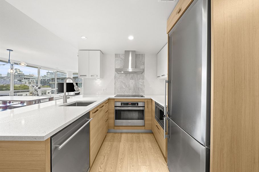 908 1783 Manitoba Street Vancouver, BC - 4