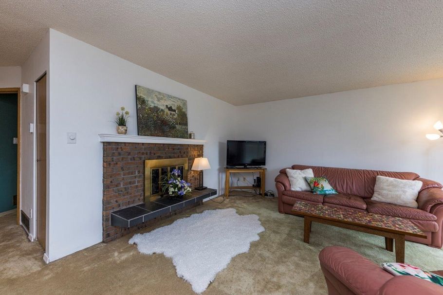 475 Orwell Street North Vancouver, BC - 2