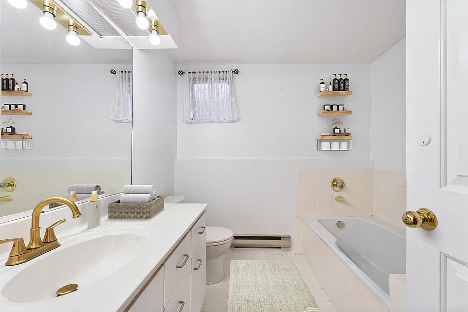 42 6511 Chambord Place Vancouver, BC - 8