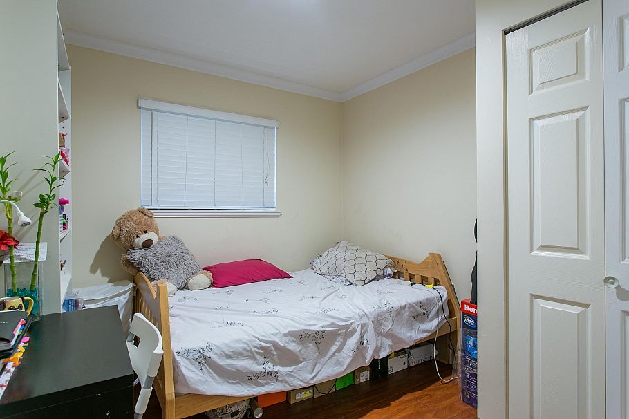 915 E 23rd Avenue Vancouver, BC - 19