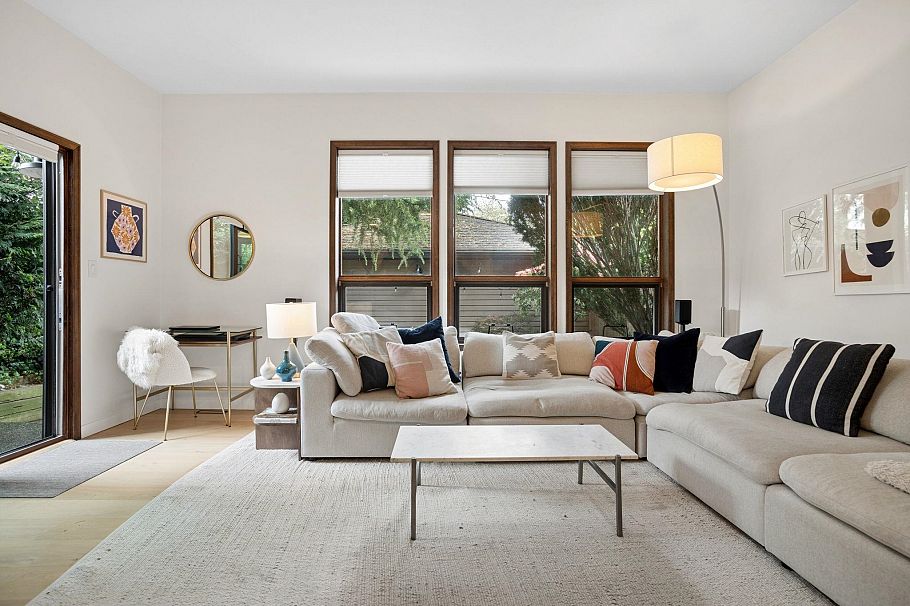 2421 Trafalgar Street Vancouver, BC - 1