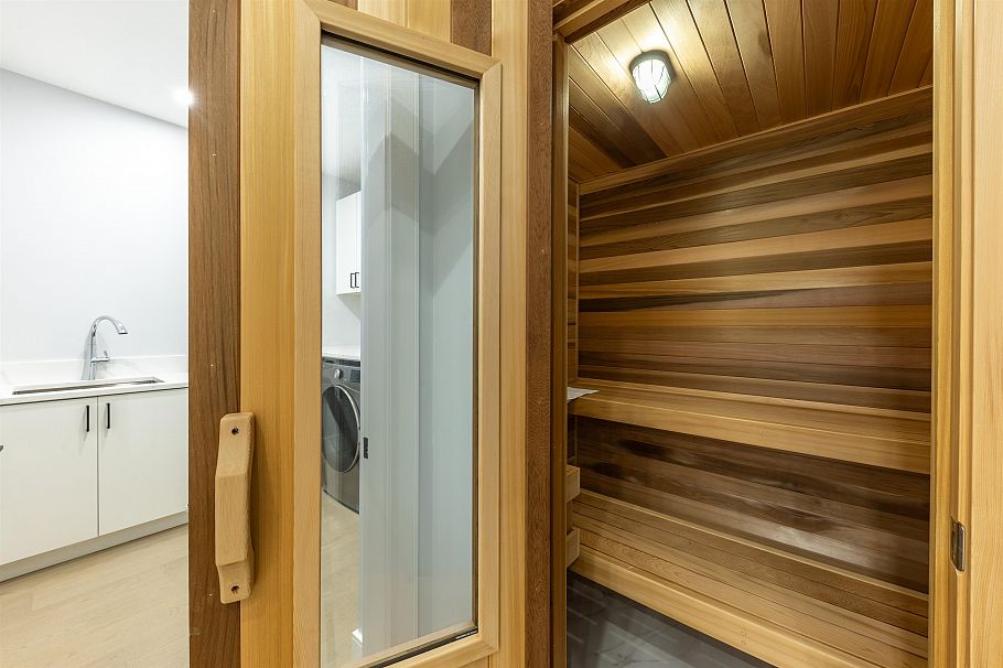 3587 Mayfair Avenue Vancouver, BC - 28