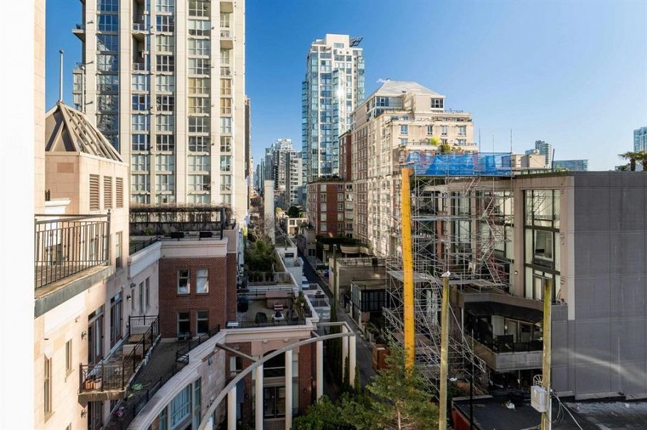 801 1280 Richards Street Vancouver, BC - 25