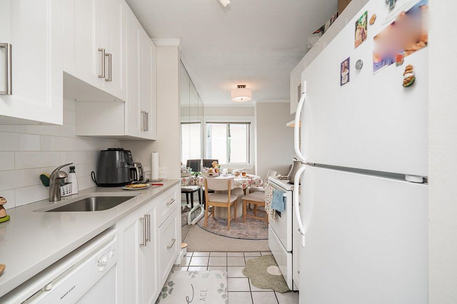 309 240 Mahon Avenue North Vancouver, BC - 32