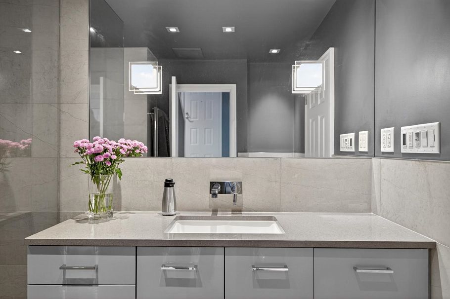 1261 W 7th Avenue Vancouver, BC - 28