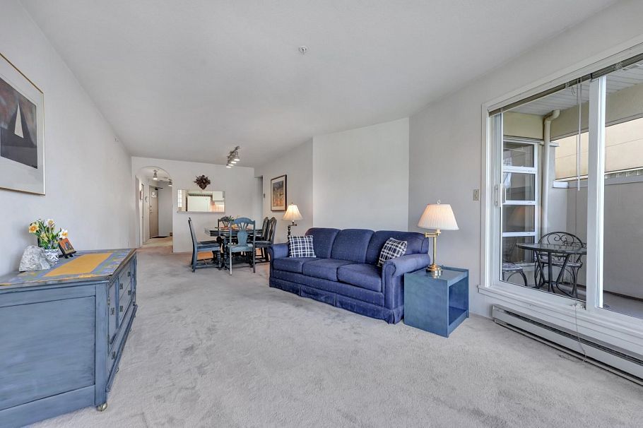 211 1210 W 8th Avenue Vancouver, BC - 11