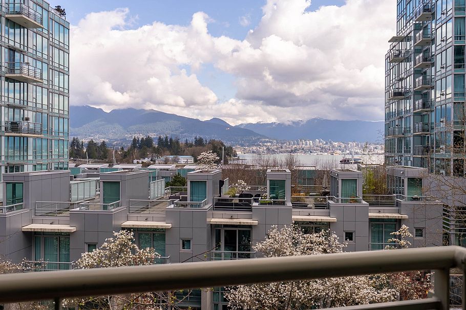 507 1478 W Hastings Street Vancouver, BC - 25
