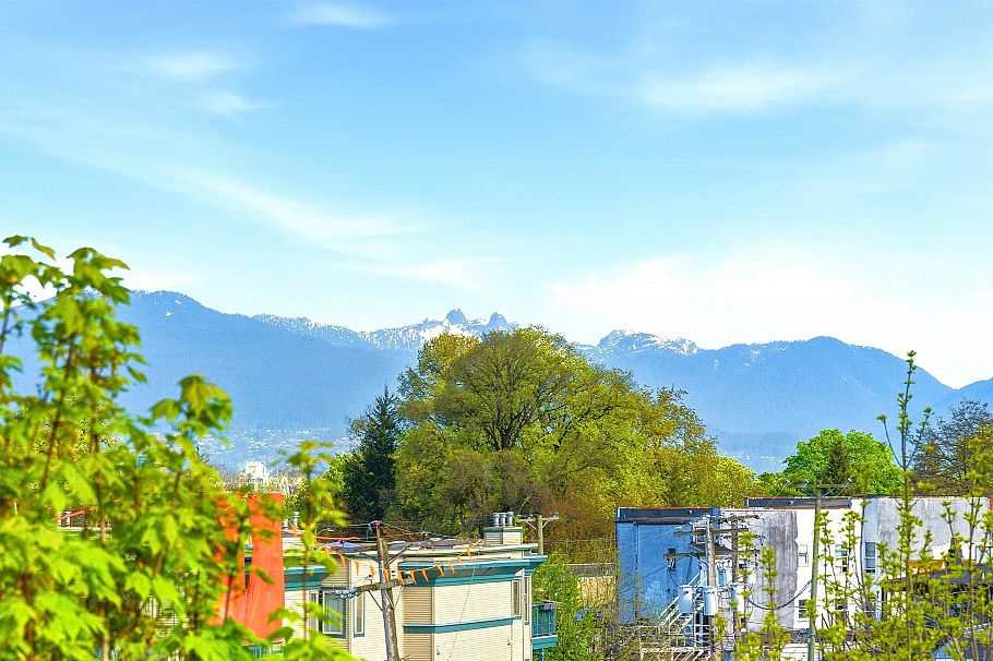 PH17 688 E 17th Avenue Vancouver, BC - 24