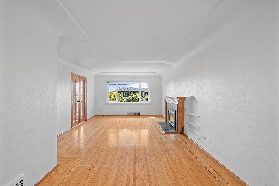 3894 Sunnycrest Drive North Vancouver, BC - 3