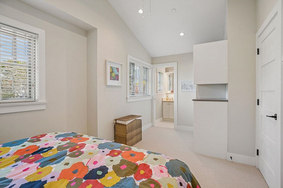 947 E 21st Avenue Vancouver, BC - 25