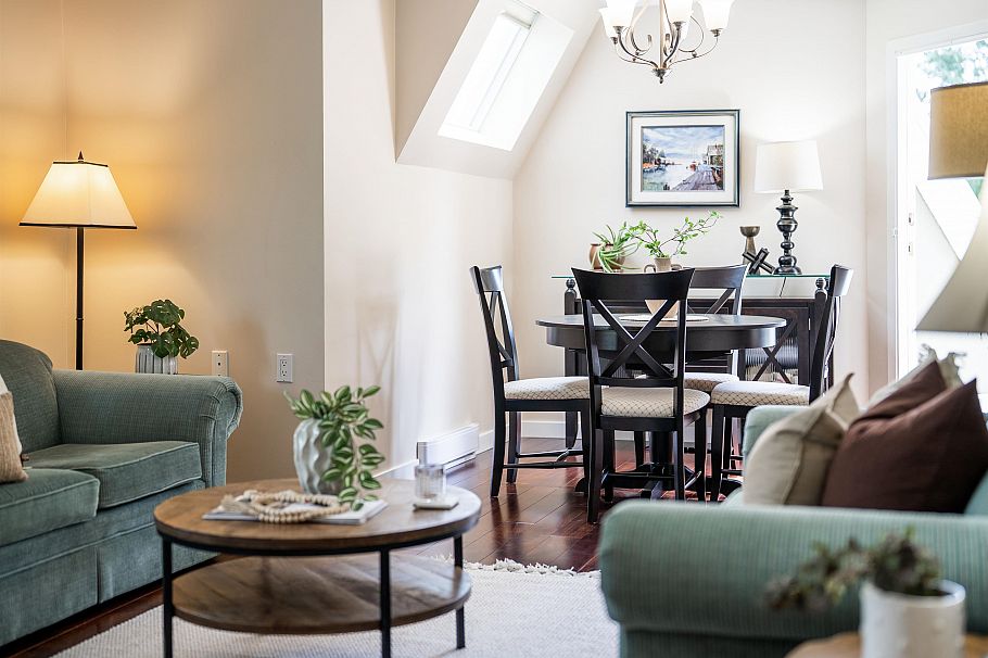 317 2020 Cedar Village Crescent North Vancouver, BC - 7