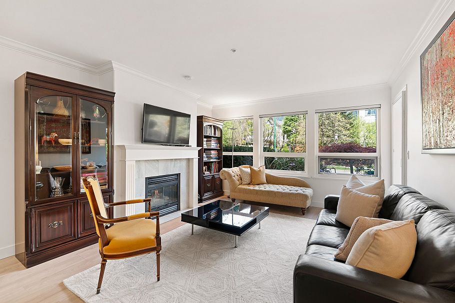 103 1145 E 29th Street North Vancouver, BC - 1