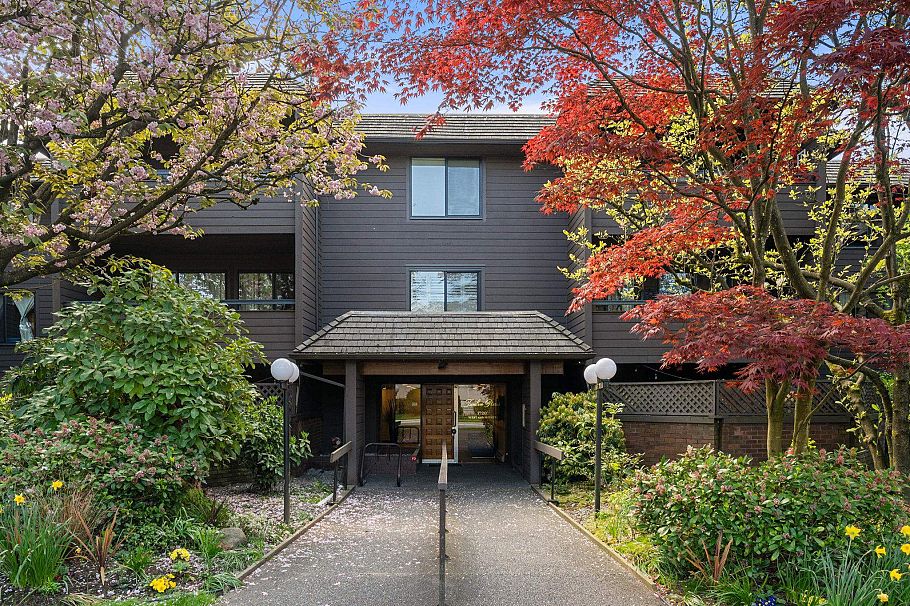 209 1720 W 12th Avenue Vancouver, BC - 32