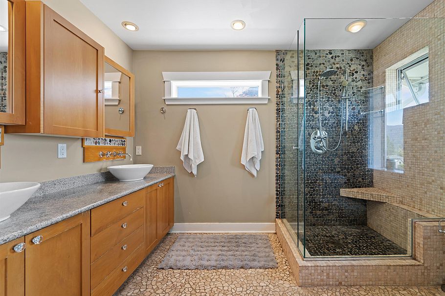 353 Newdale Court North Vancouver, BC - 13