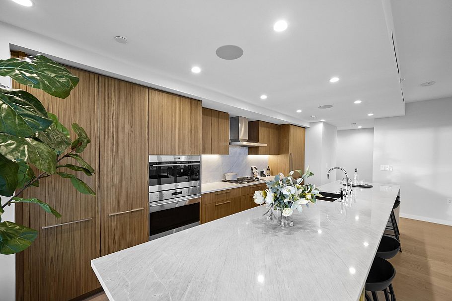 3503 1335 Howe Street Vancouver, BC - 9