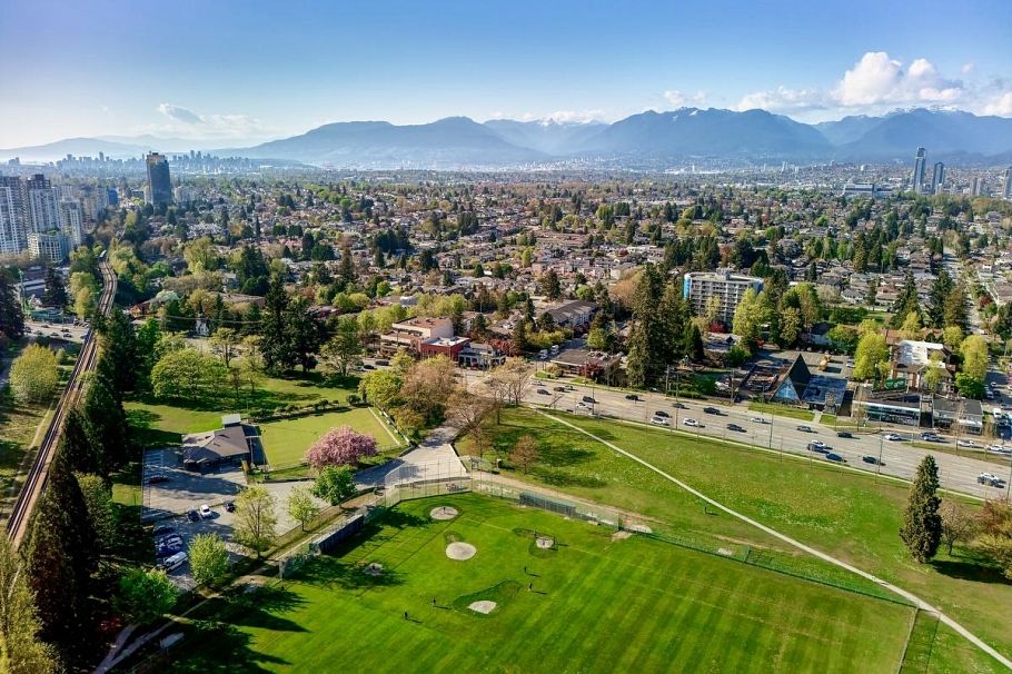 17F 6128 Patterson Avenue Burnaby, BC - 29