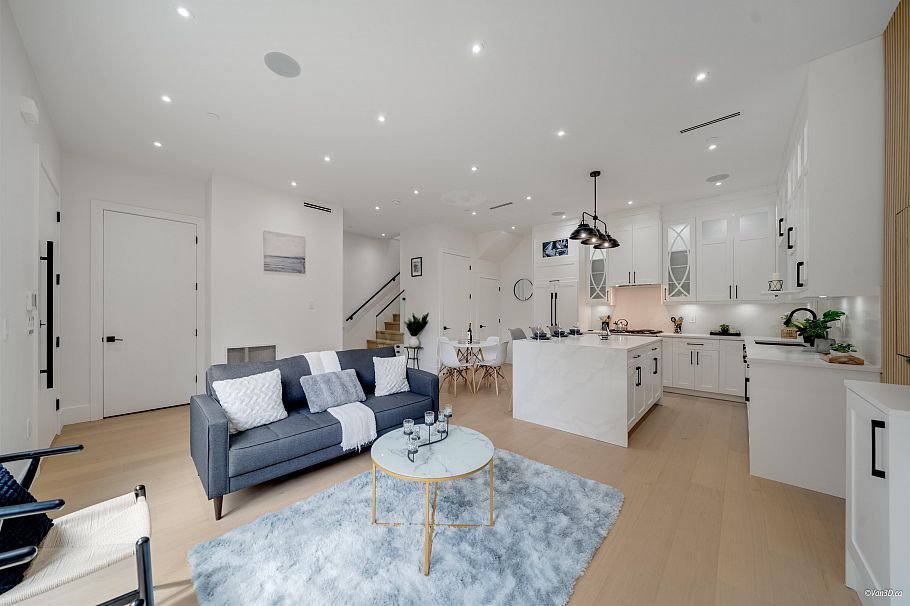 1 4463 Walden Street Vancouver, BC - 5