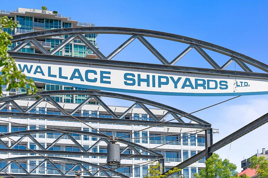 206 250 W 1st Street North Vancouver, BC - 20