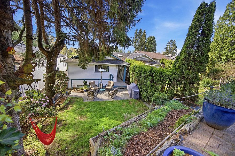 4057 Marine Drive Burnaby, BC - 37