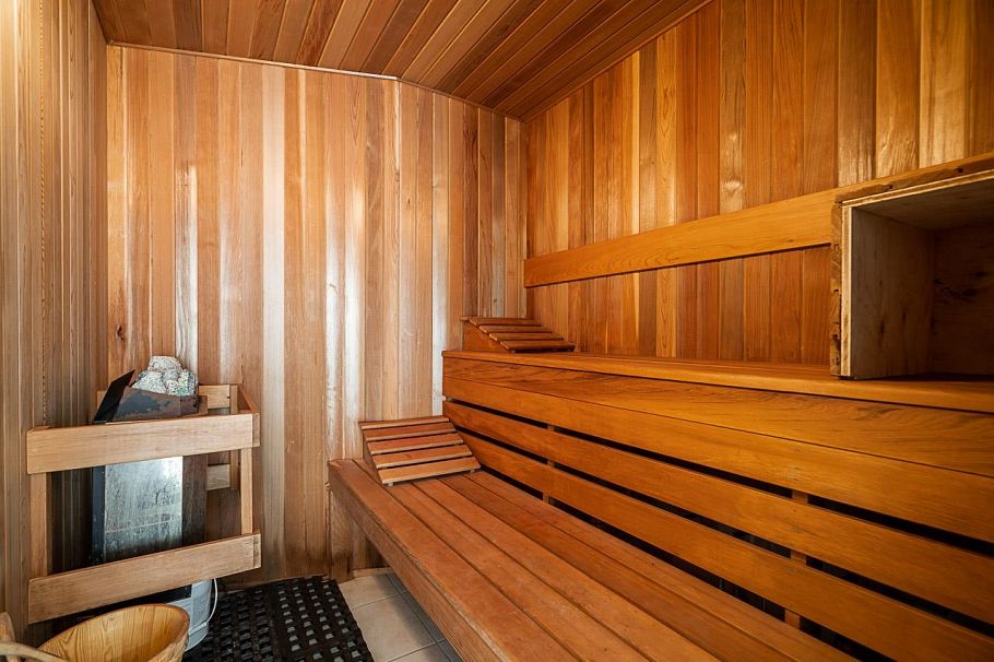 1203 W 38th Avenue Vancouver, BC - 35