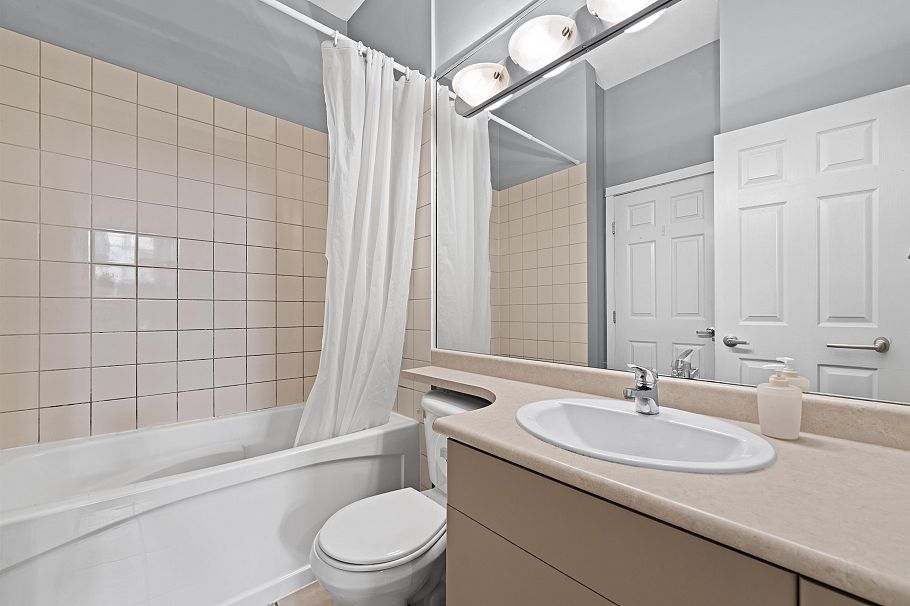 102 2102 W 38th Avenue Vancouver, BC - 15