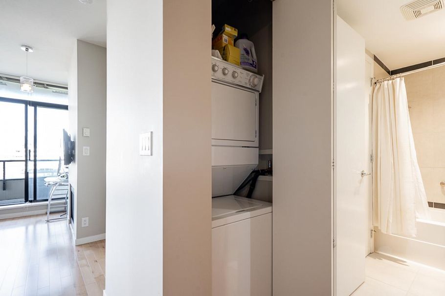 905 2345 Madison Avenue Burnaby, BC - 26