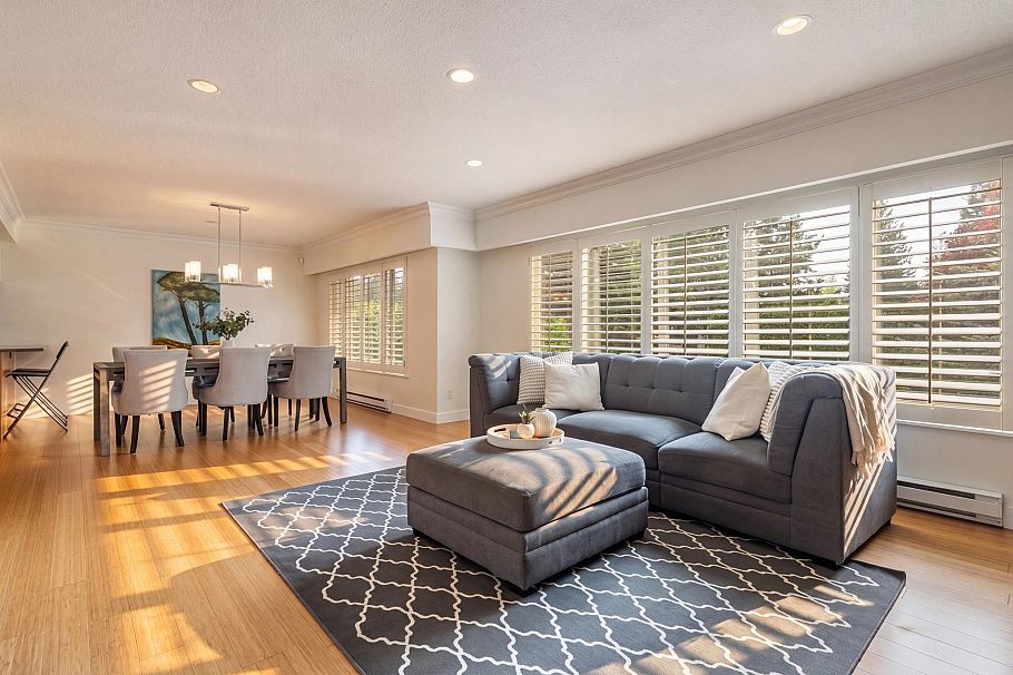 744 Kilkeel Place North Vancouver, BC - 3