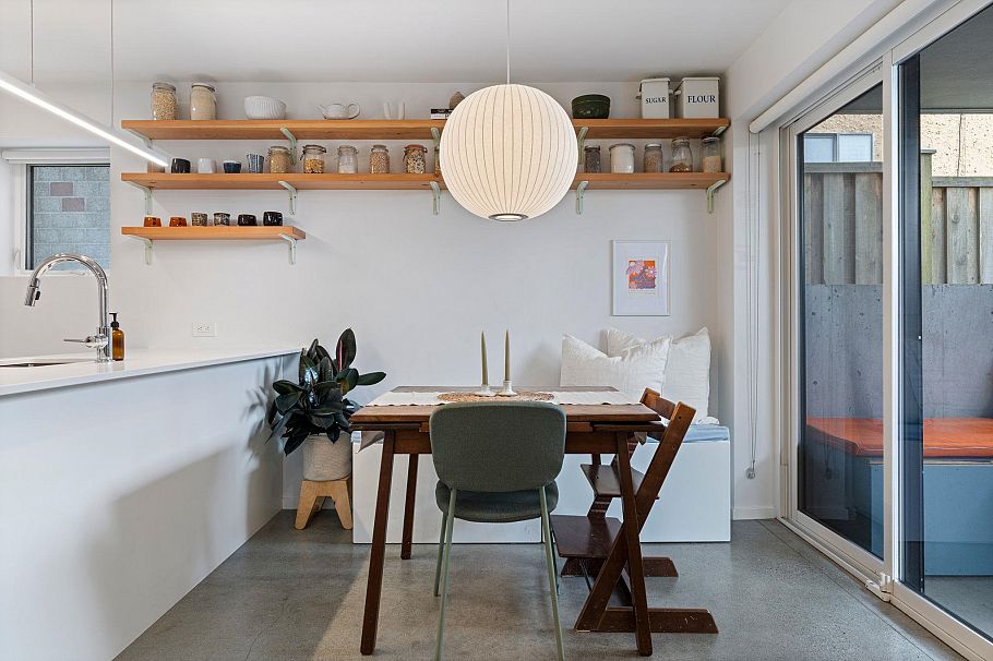 2333 Napier Street Vancouver, BC - 14