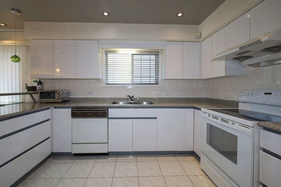 1563 E 59th Avenue Vancouver, BC - 4