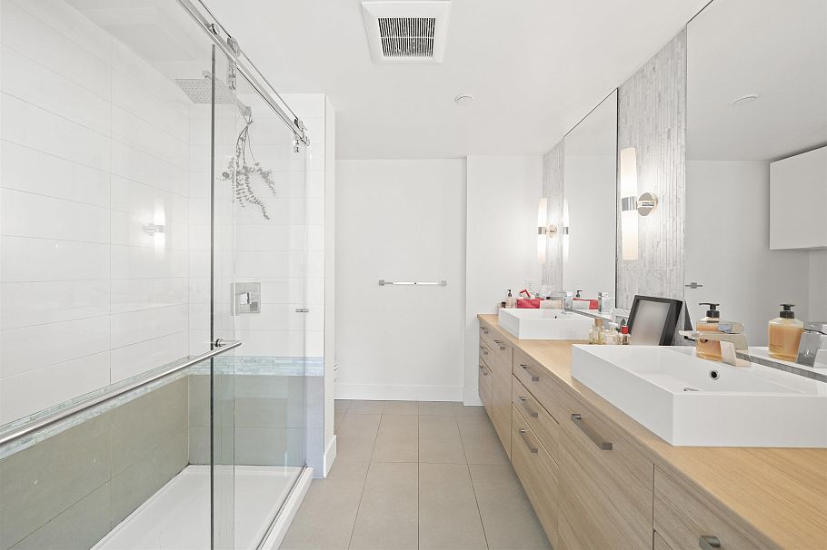 908 1783 Manitoba Street Vancouver, BC - 10