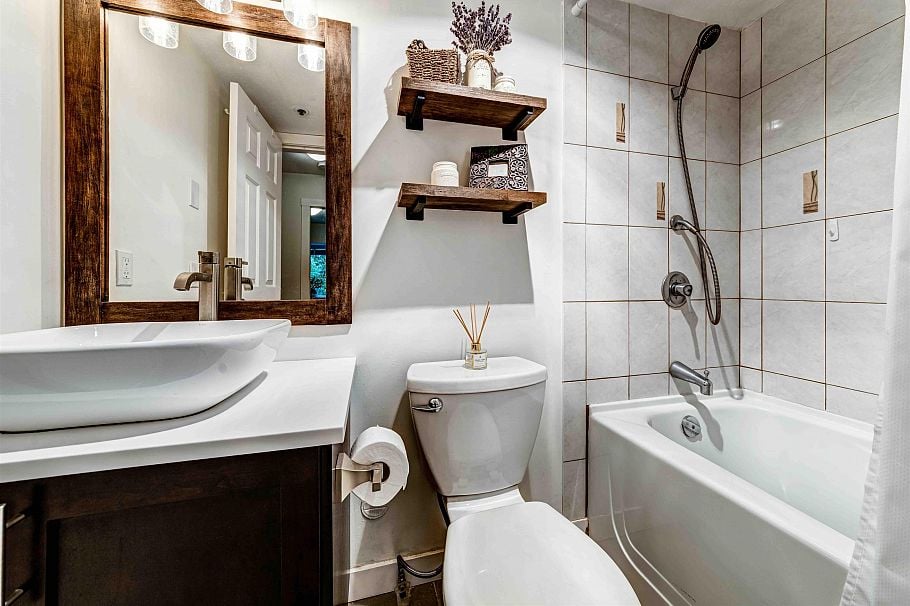 401 2295 Pandora Street Vancouver, BC - 15