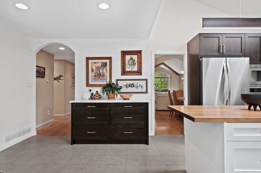 1659 Orkney Place North Vancouver, BC - 11