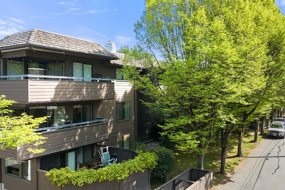 209 1720 W 12th Avenue Vancouver, BC - 2