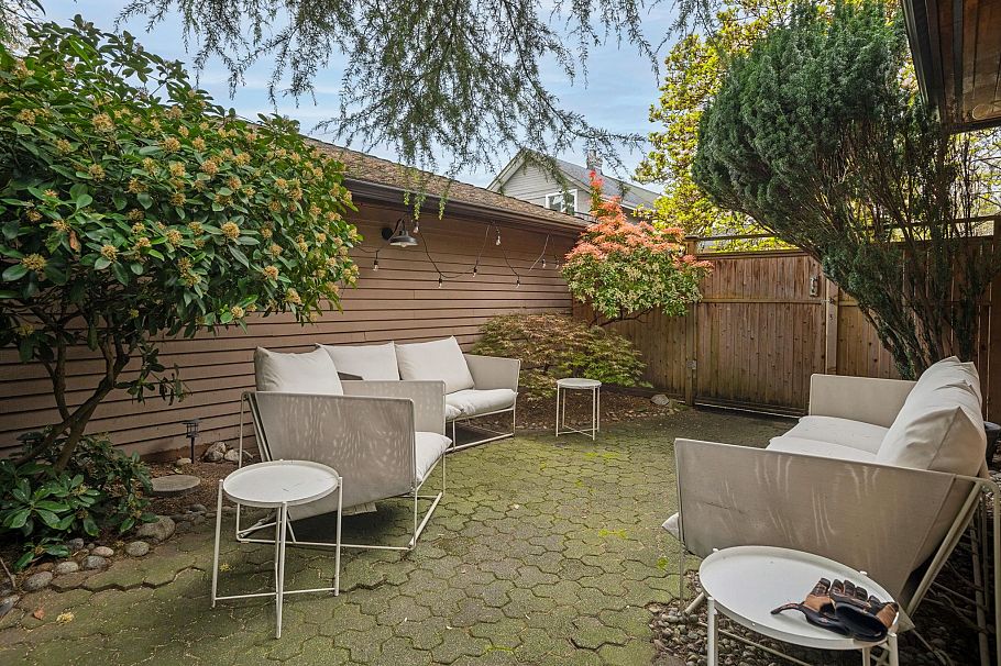 2421 Trafalgar Street Vancouver, BC - 26