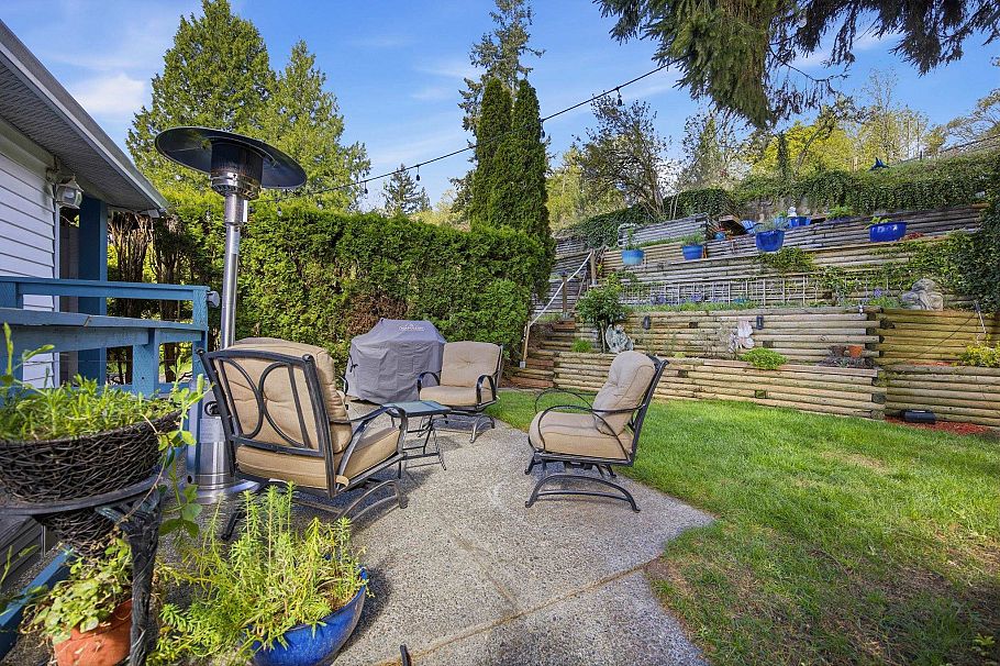 4057 Marine Drive Burnaby, BC - 32