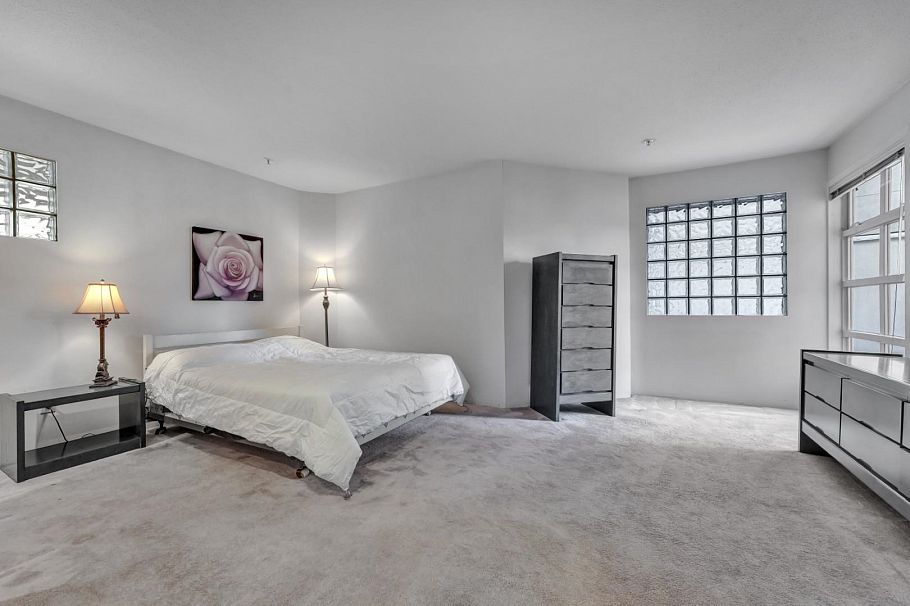 211 1210 W 8th Avenue Vancouver, BC - 22